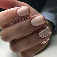 Нюдовый маникюр