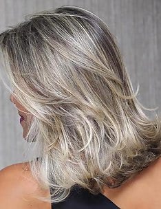 Каскад на средние волосы