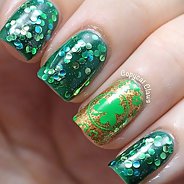 Зеленый маникюр