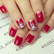 Красный маникюр