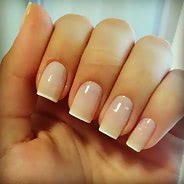 Бежевый маникюр