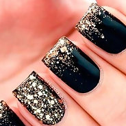 Маникюр с блестками