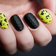 Желтый маникюр