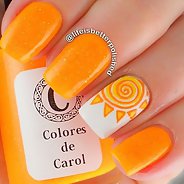 Желтый маникюр